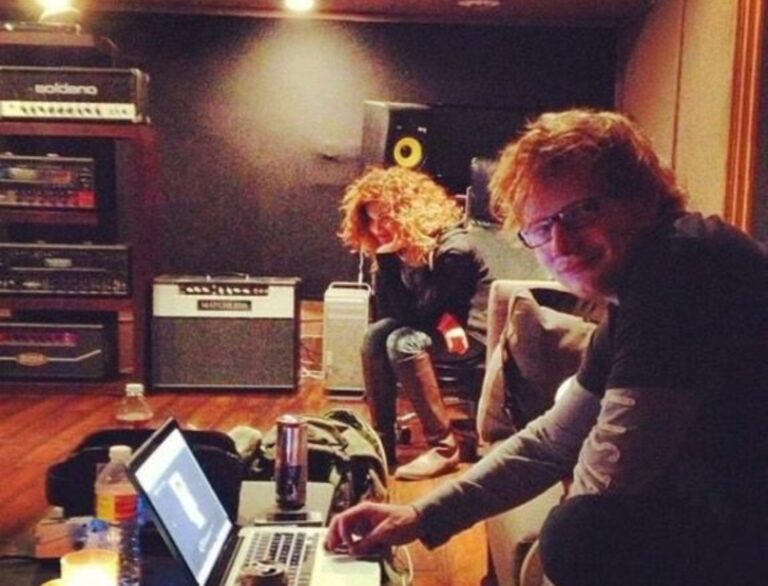 Ed-Sheeran-at-the-studio